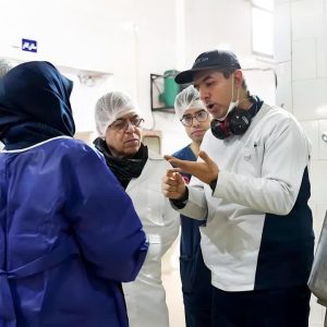 بازدید و نمونه‌گیری از محصولات شرکت «تانیس اصفهان»