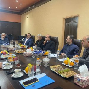 بررسی مشکلات صنایع غذایی استان قم